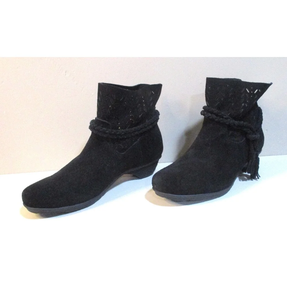 Abeo BIOsystem Black Suede Perforated Ankle Boots Braided Tassel Low Heel 6